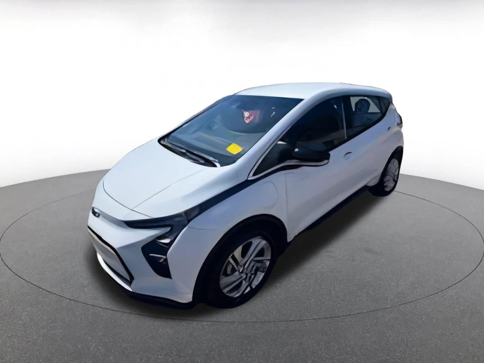 Thumbnail: 2023 Chevrolet Bolt EV - 3