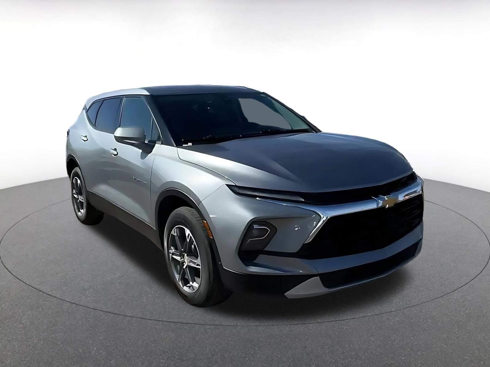 Thumbnail: 2025 Chevrolet Blazer - 3