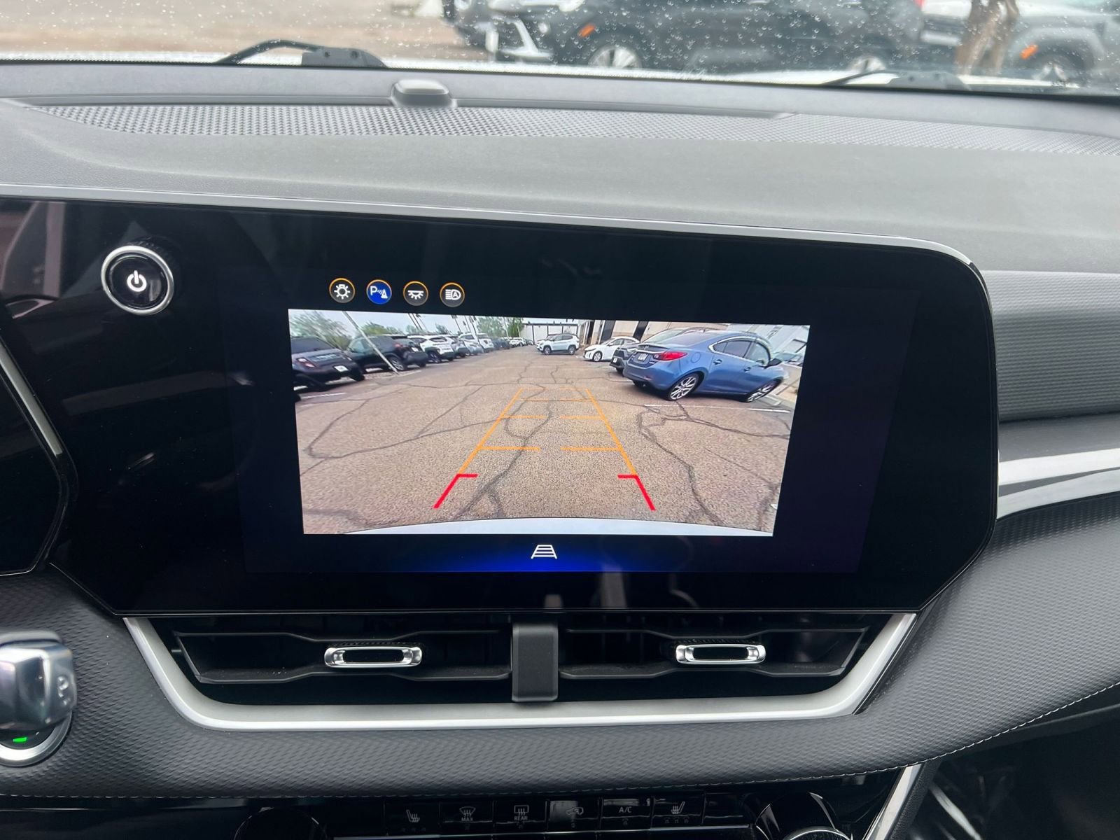 Thumbnail: 2025 Chevrolet Equinox - 17