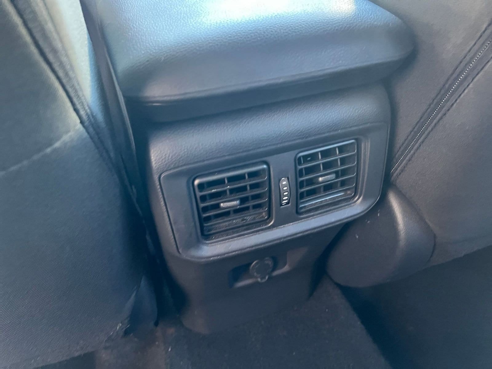 Thumbnail: 2025 Toyota RAV4 - 24