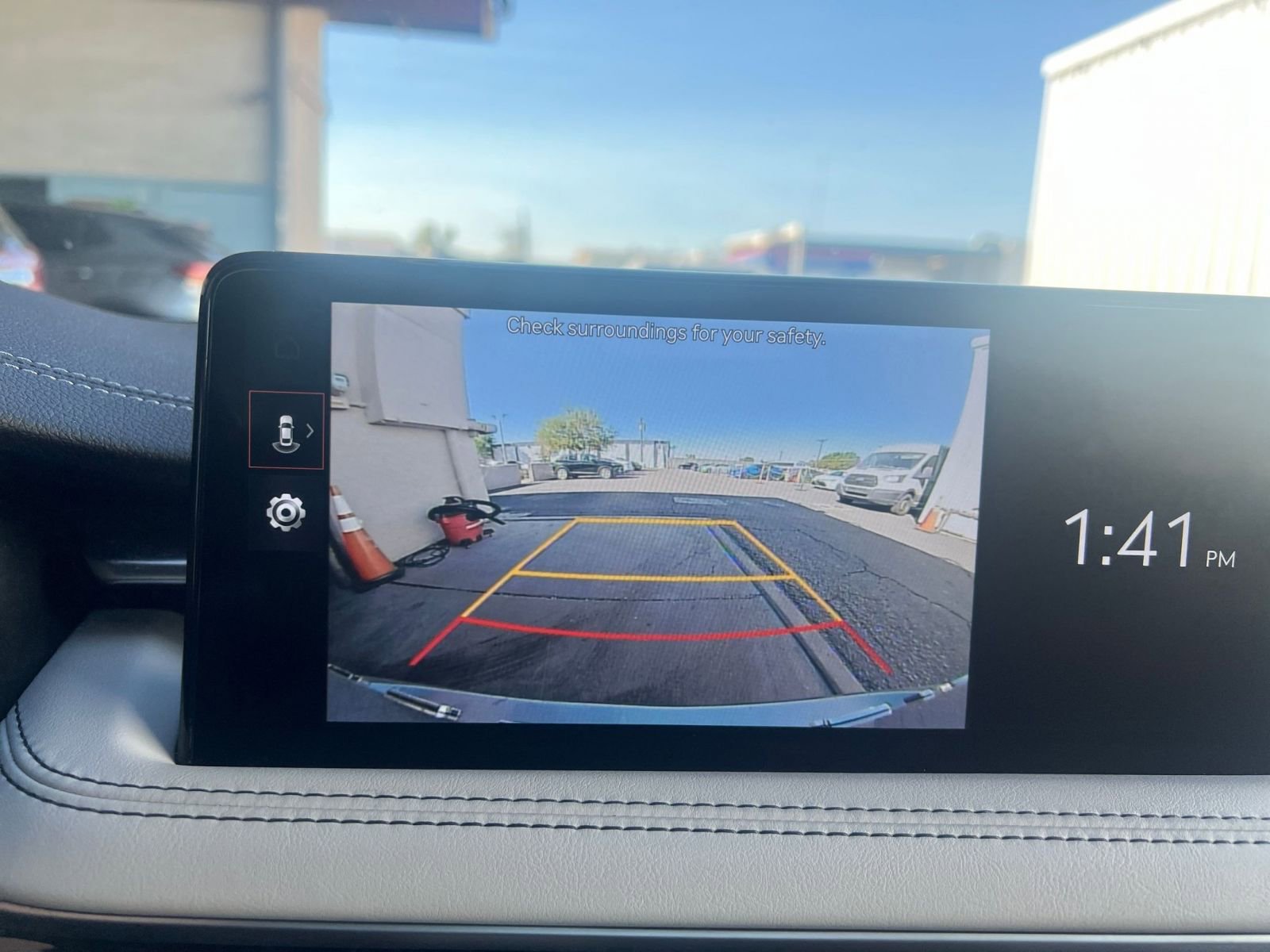 Thumbnail: 2025 Genesis G70 - 17