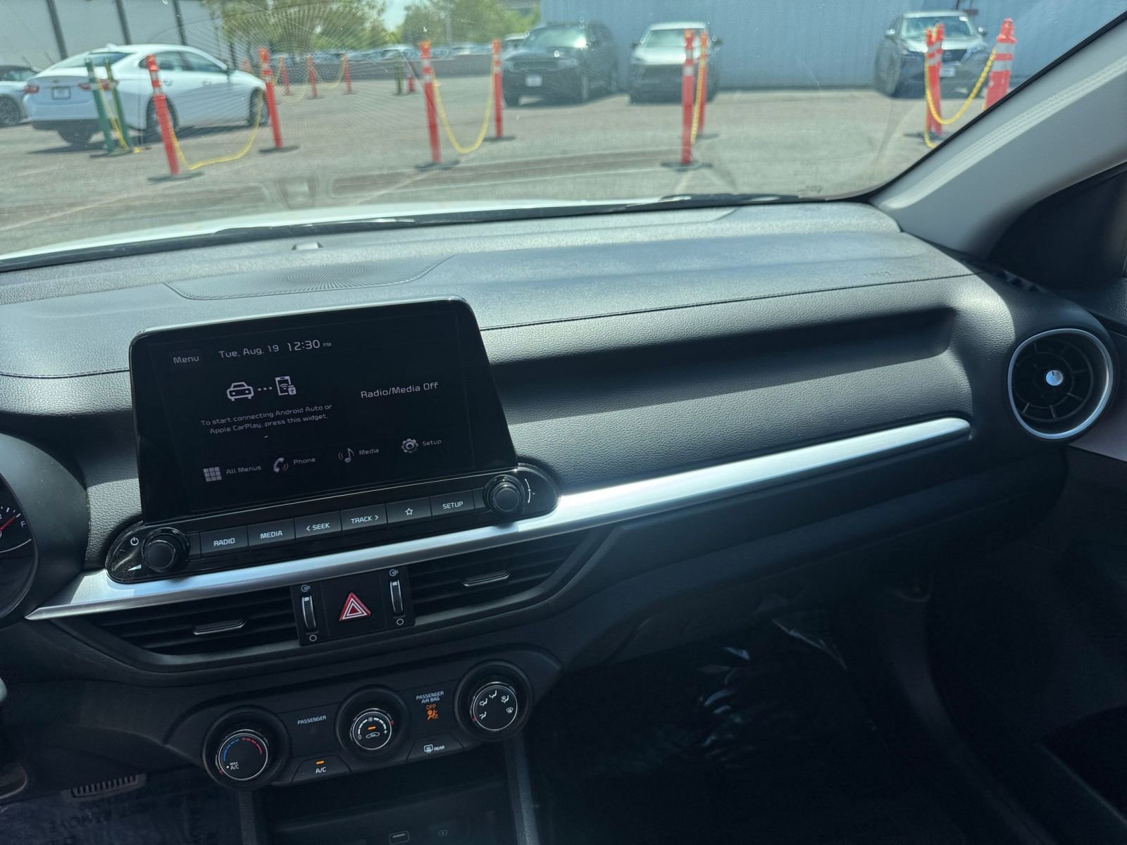 Thumbnail: 2024 Kia Forte - 33