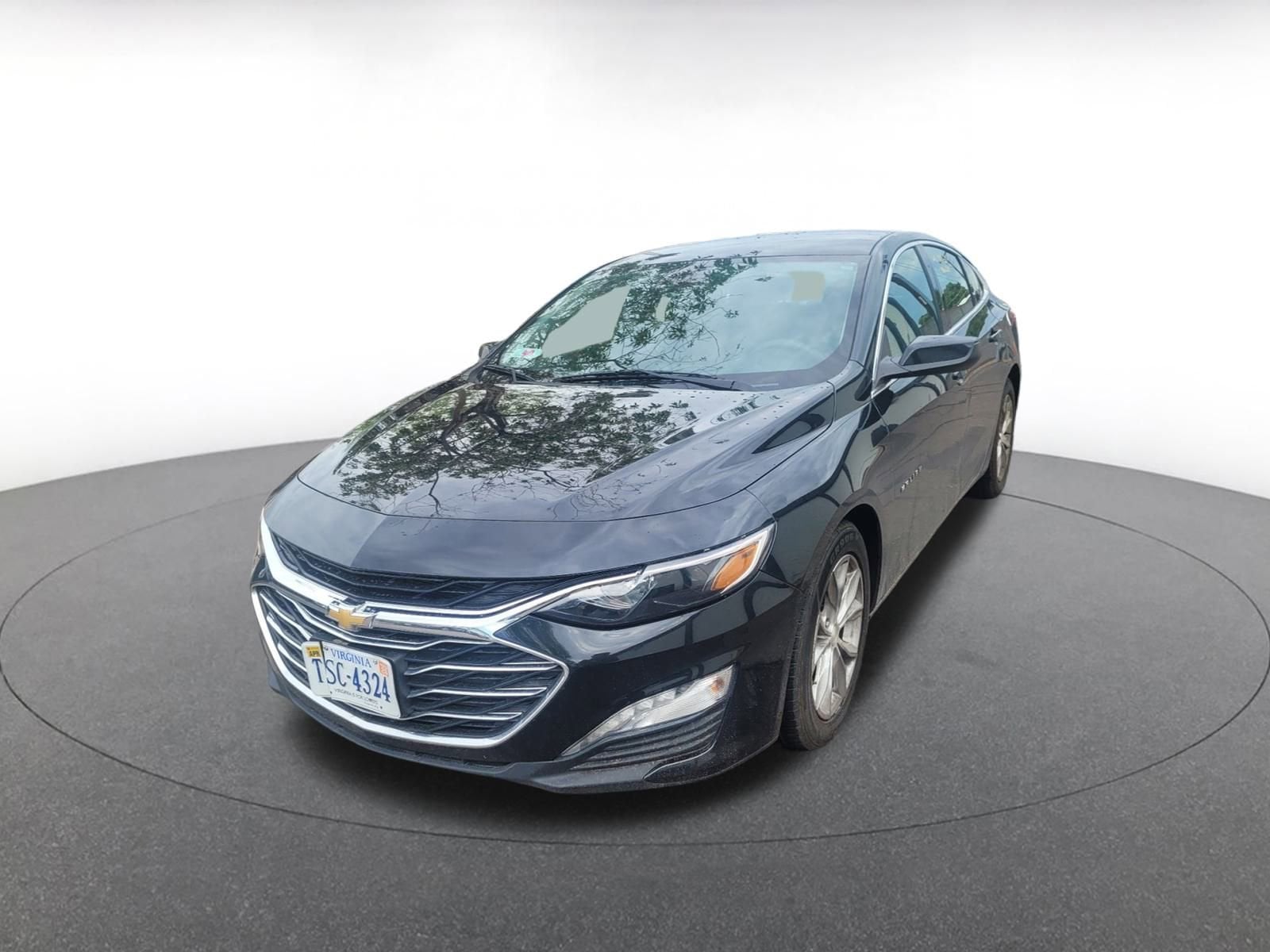 Thumbnail: 2023 Chevrolet Malibu - 4