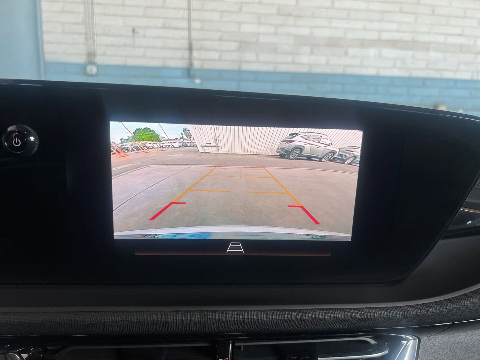 Thumbnail: 2025 Buick Envista - 17