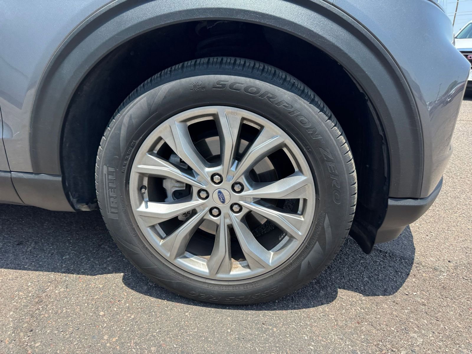 Thumbnail: 2023 Ford Explorer - 30