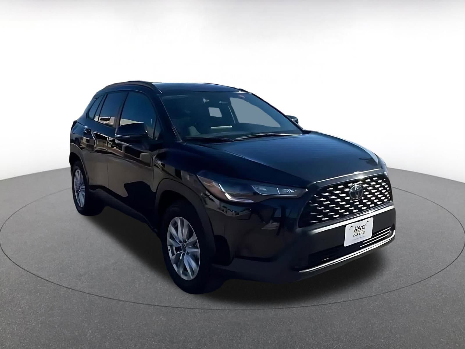 Thumbnail: 2025 Toyota Corolla Cross - 3