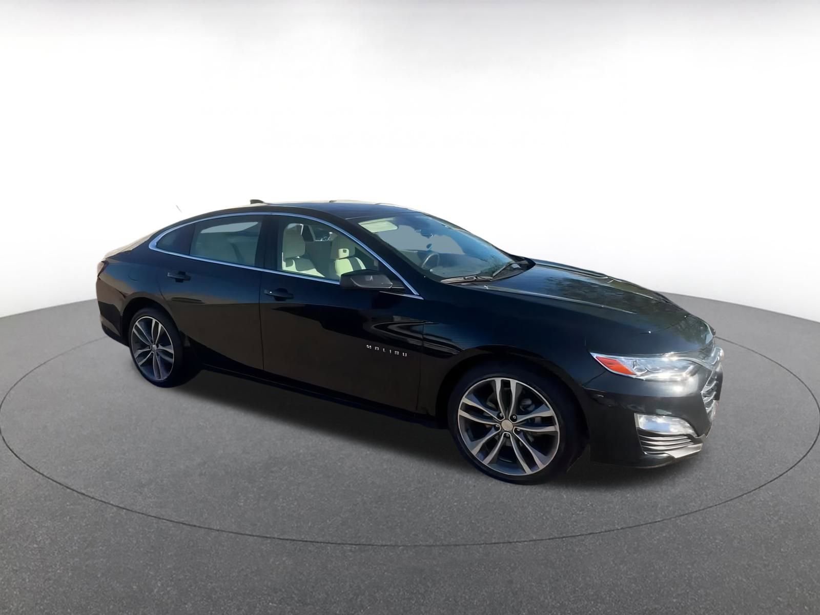 Thumbnail: 2024 Chevrolet Malibu - 2