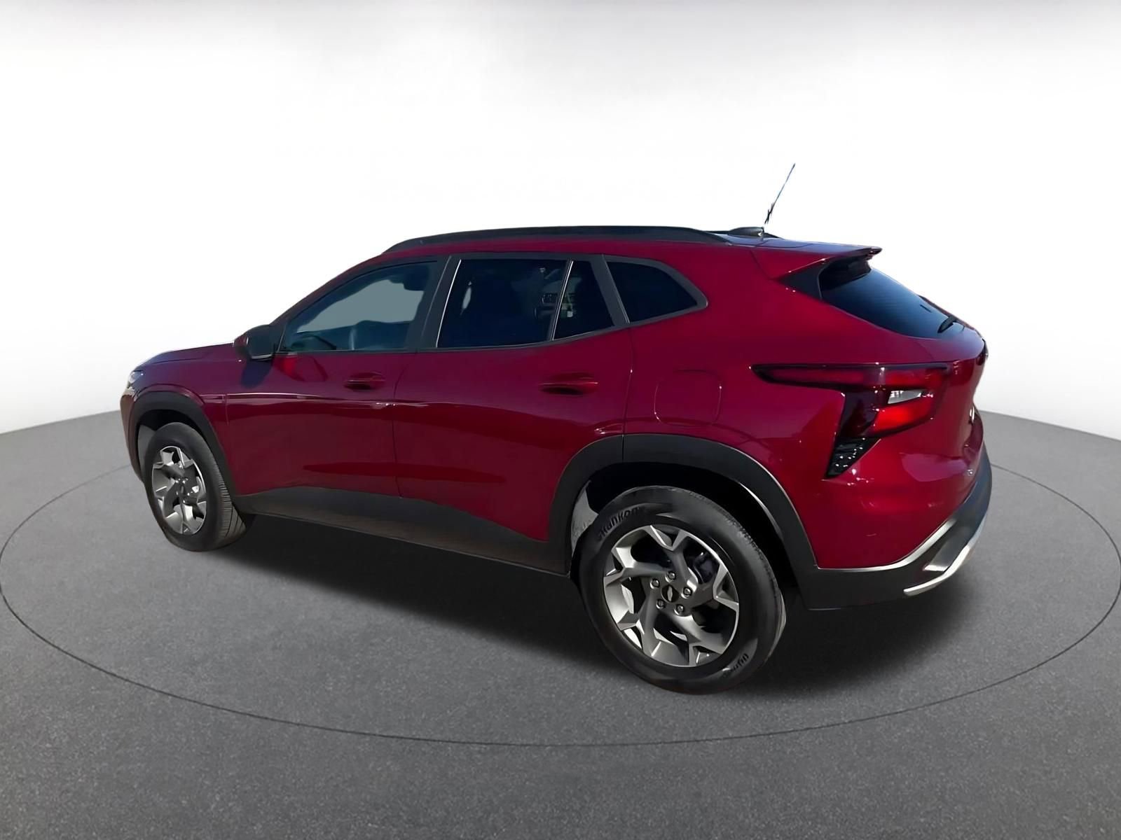 Thumbnail: 2025 Chevrolet Trax - 10