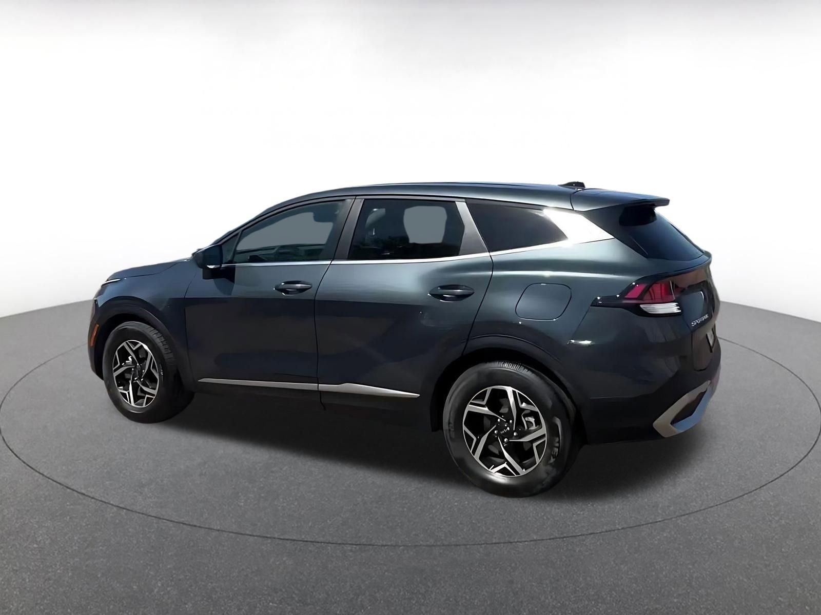 Thumbnail: 2025 Kia Sportage - 10