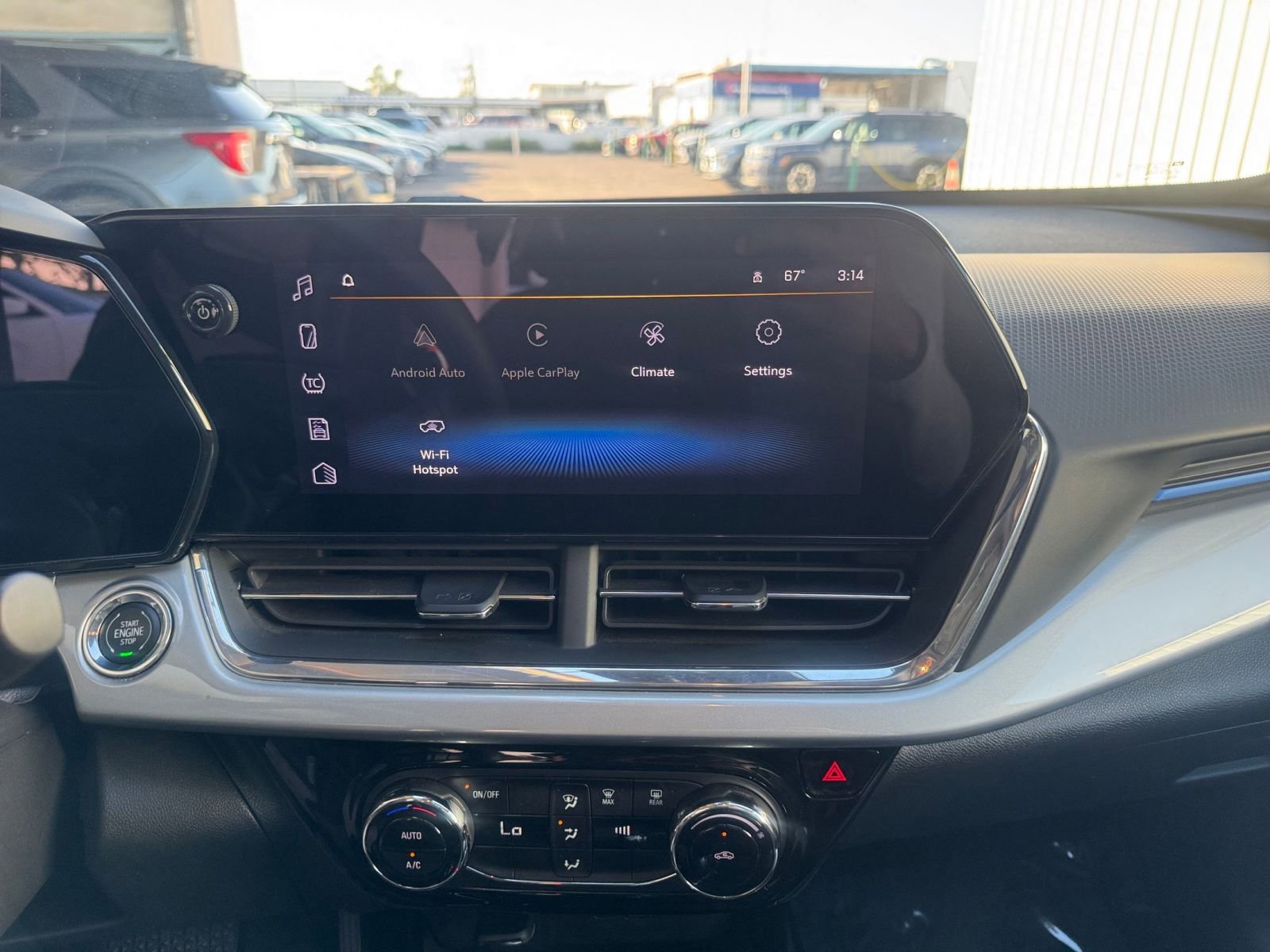 Thumbnail: 2025 Chevrolet Trax - 21