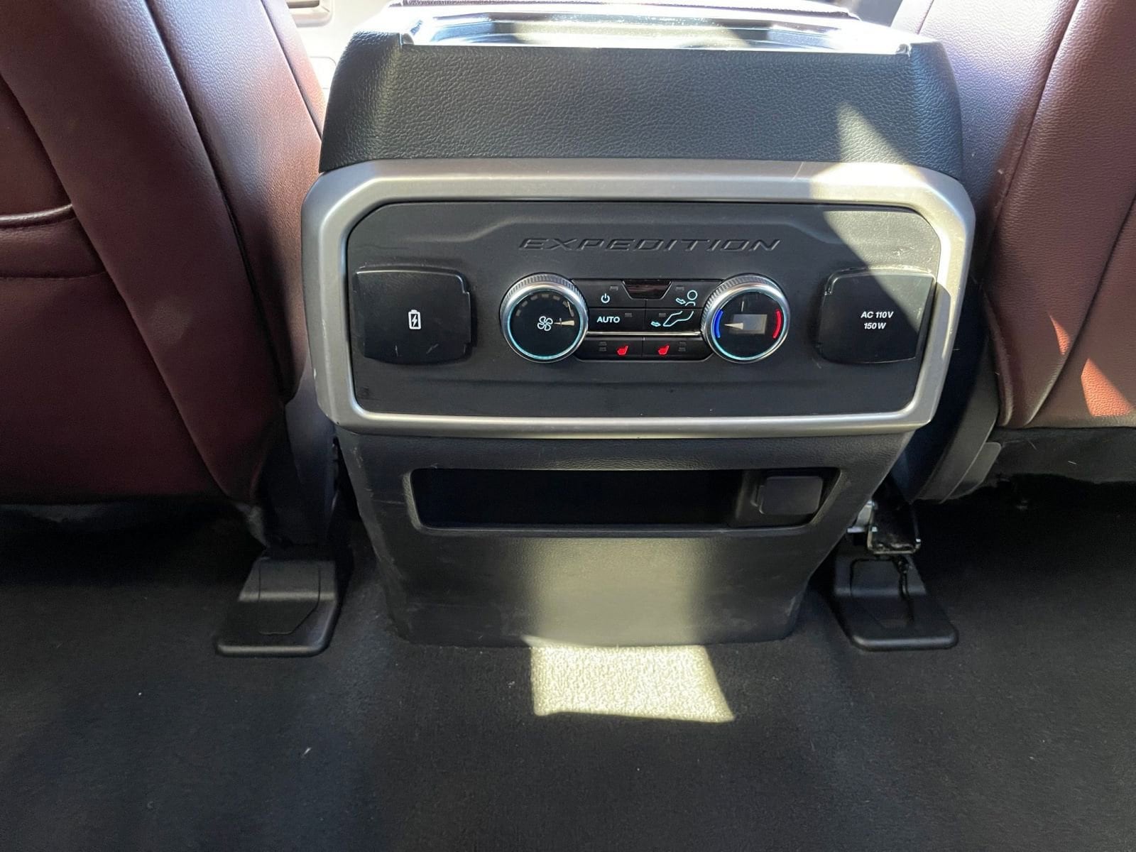 Thumbnail: 2024 Ford Expedition MAX - 25