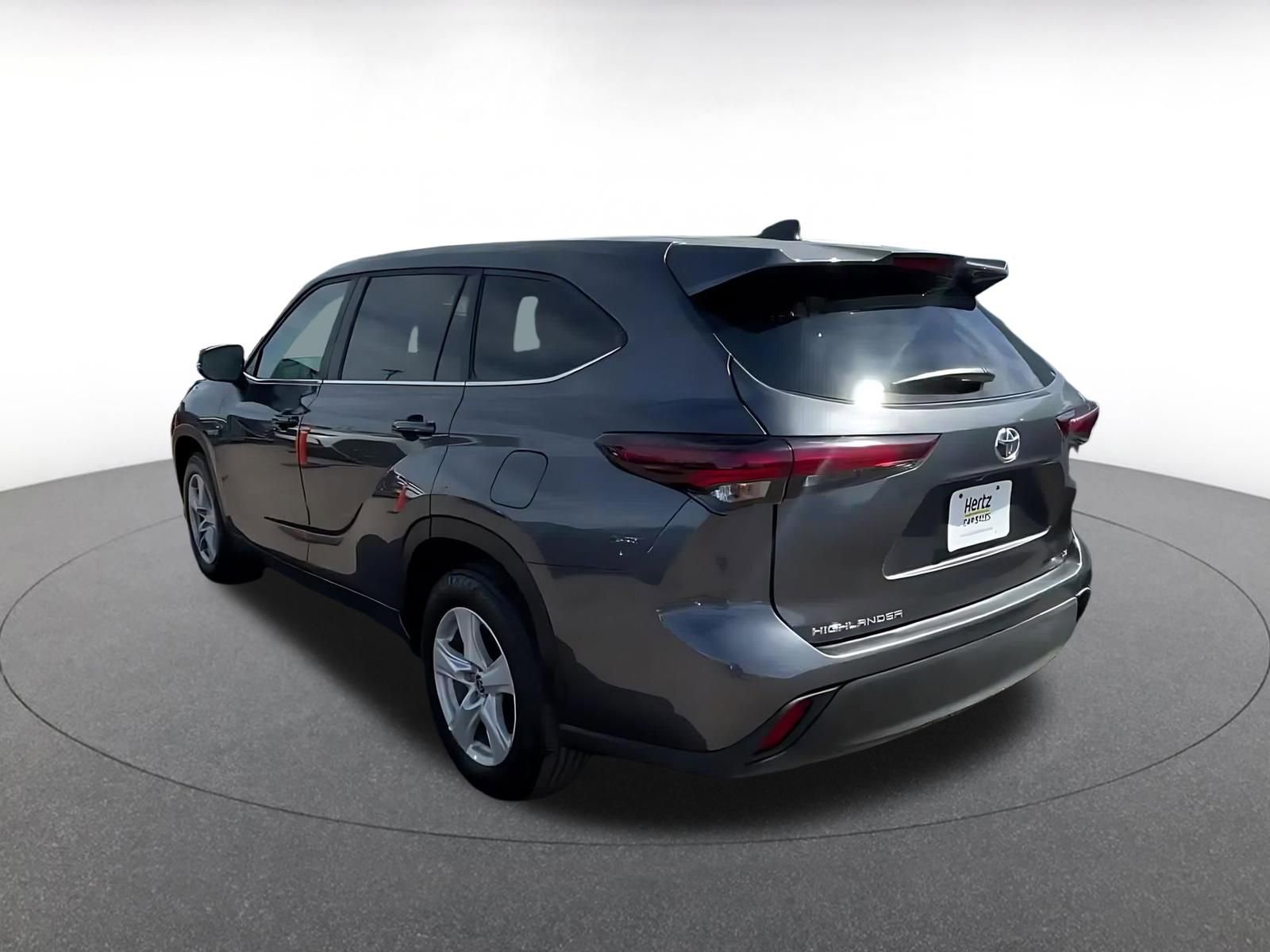 Thumbnail: 2025 Toyota Highlander - 11