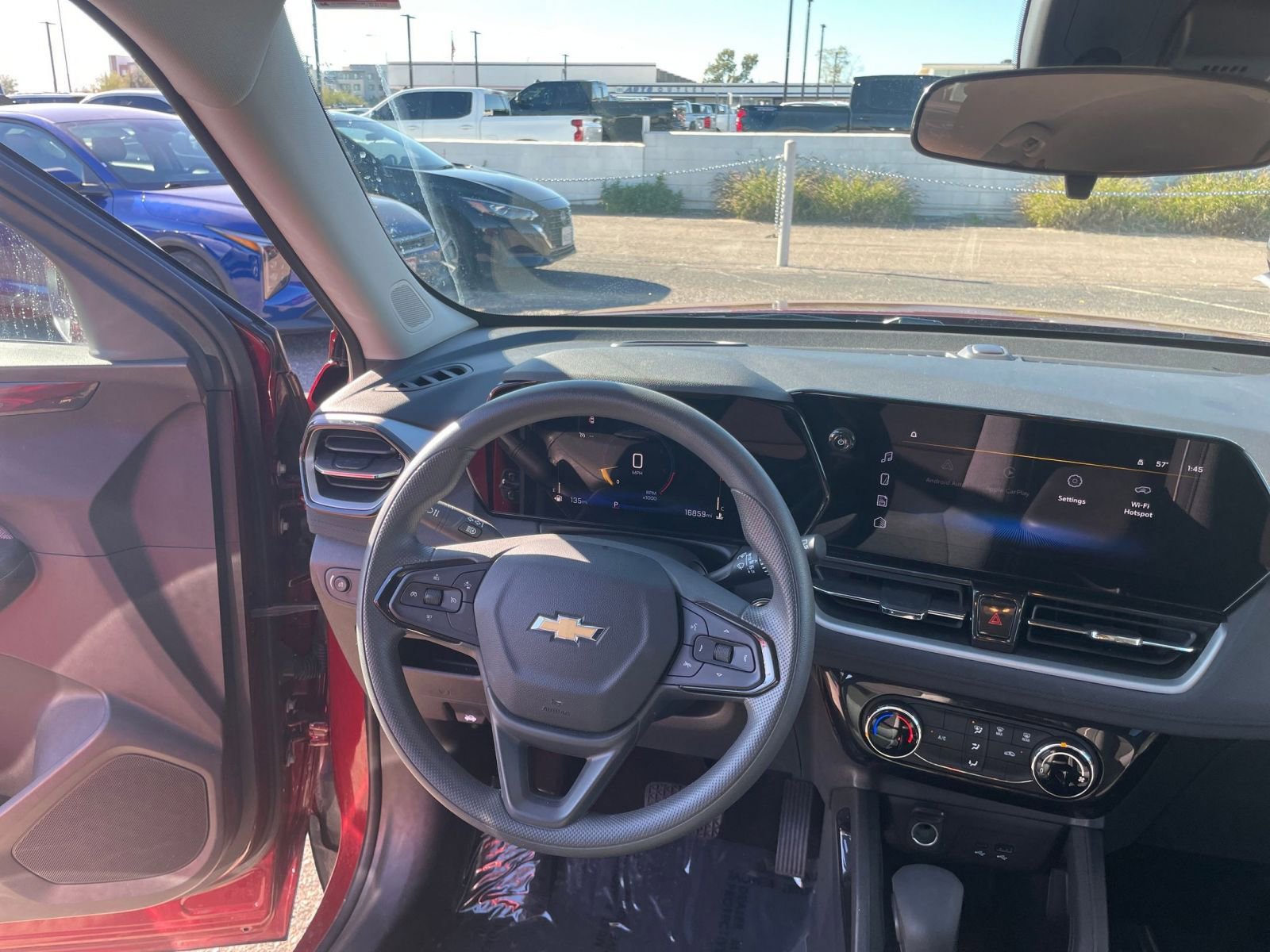 Thumbnail: 2025 Chevrolet TrailBlazer - 32