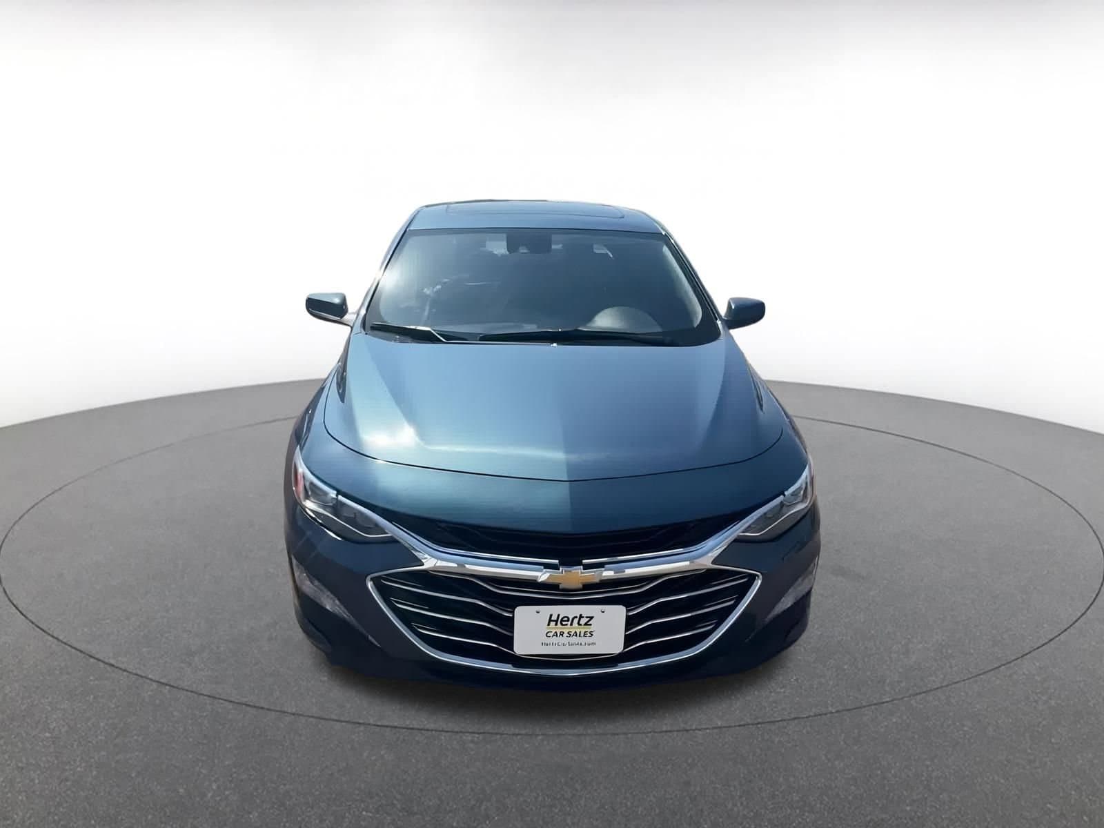 Thumbnail: 2024 Chevrolet Malibu - 4