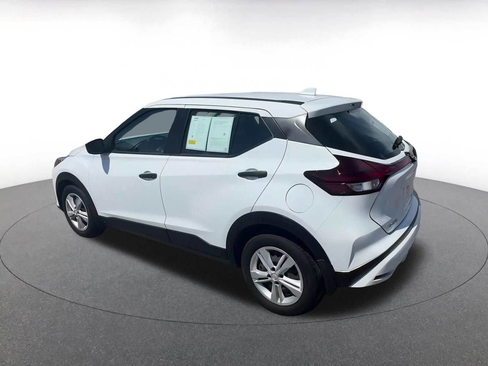 2024 Nissan Kicks S 10