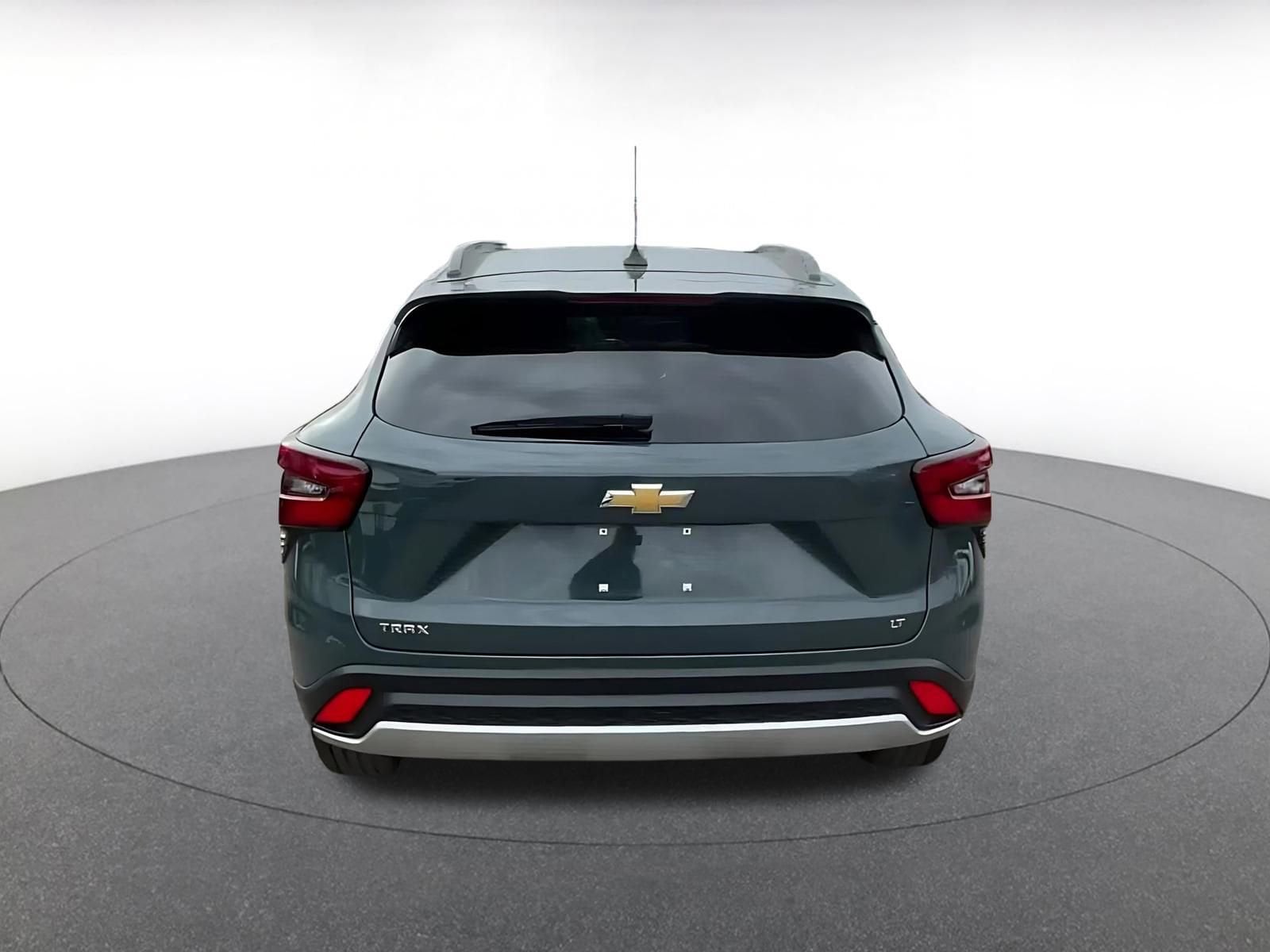 Thumbnail: 2025 Chevrolet Trax - 12