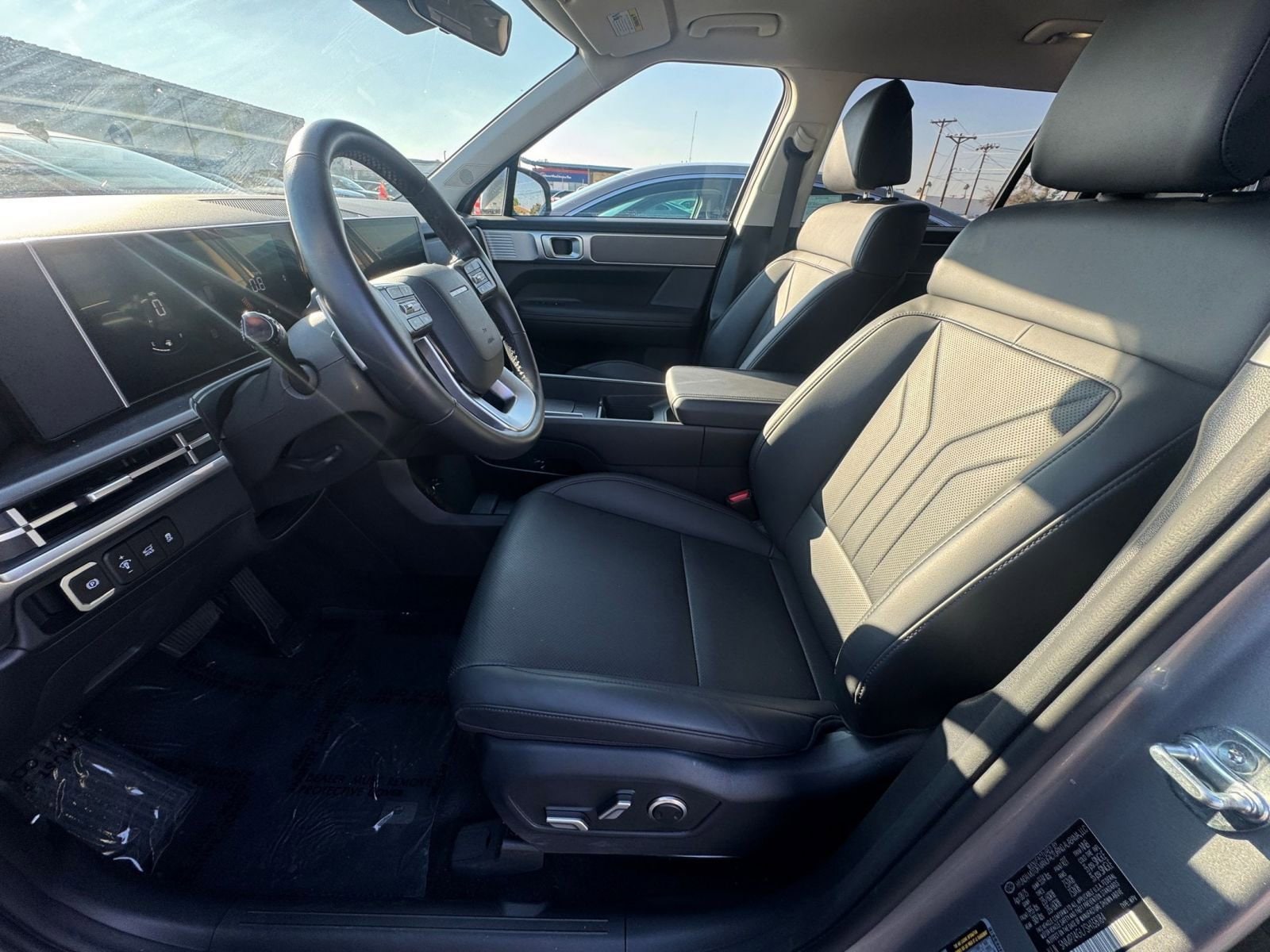 Thumbnail: 2025 Hyundai Santa Fe - 28