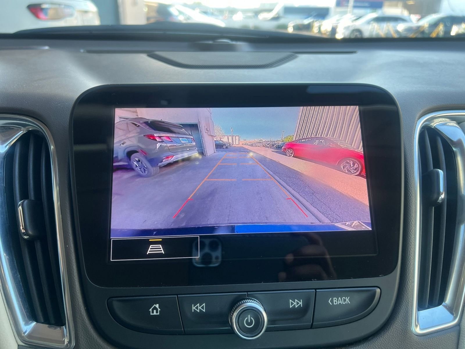 Thumbnail: 2024 Chevrolet Malibu - 17