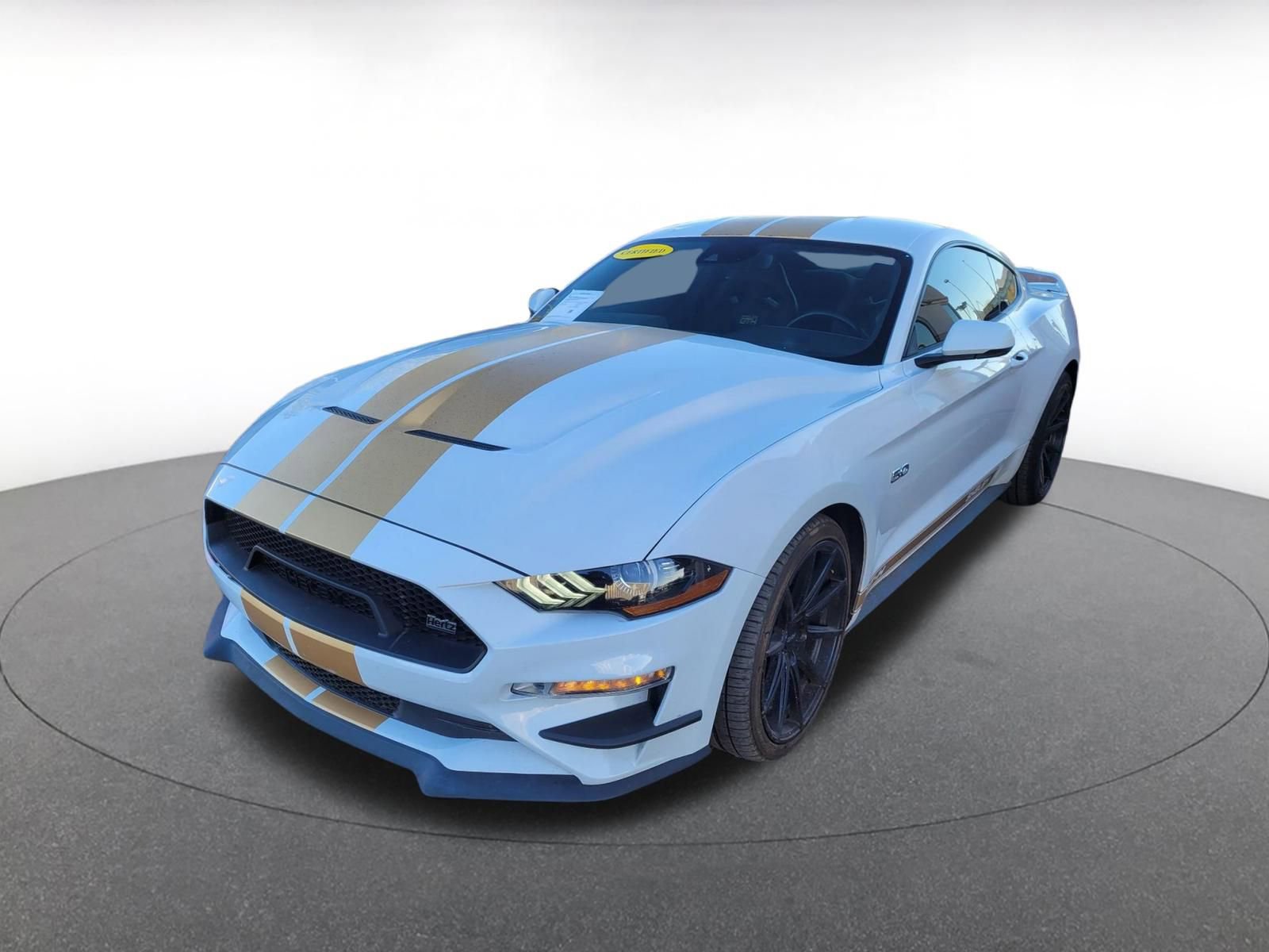 Thumbnail: 2022 Ford Mustang - 3