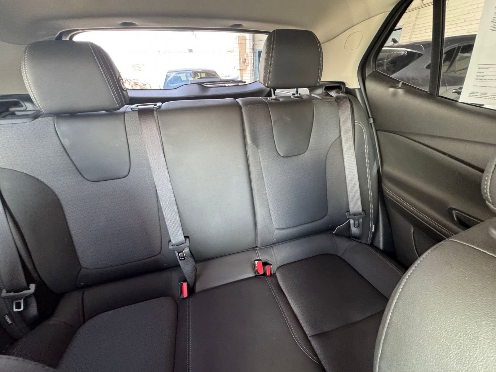 Thumbnail: 2025 Buick Encore GX - 35