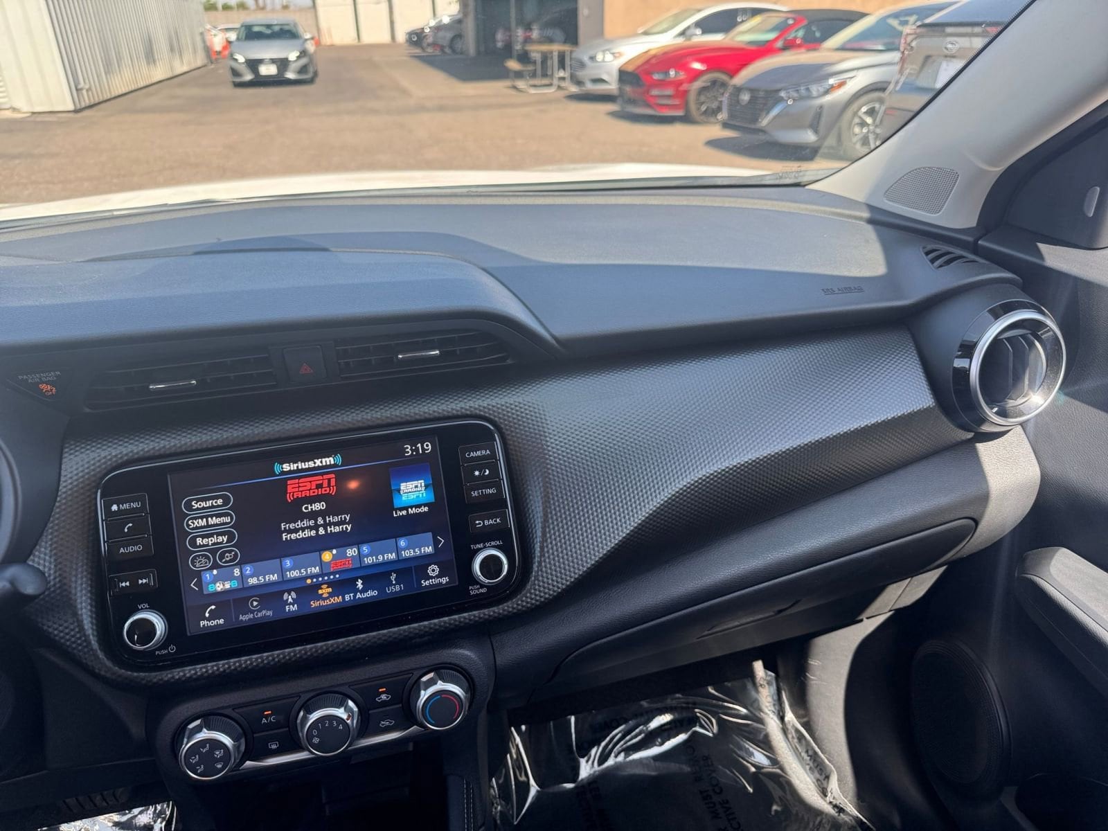 Thumbnail: 2024 Nissan Kicks - 33