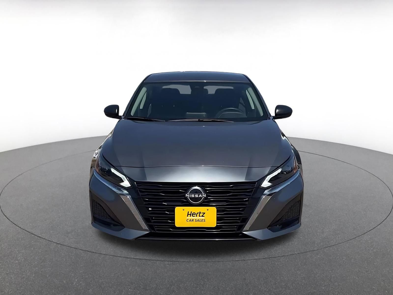 Thumbnail: 2025 Nissan Altima - 4