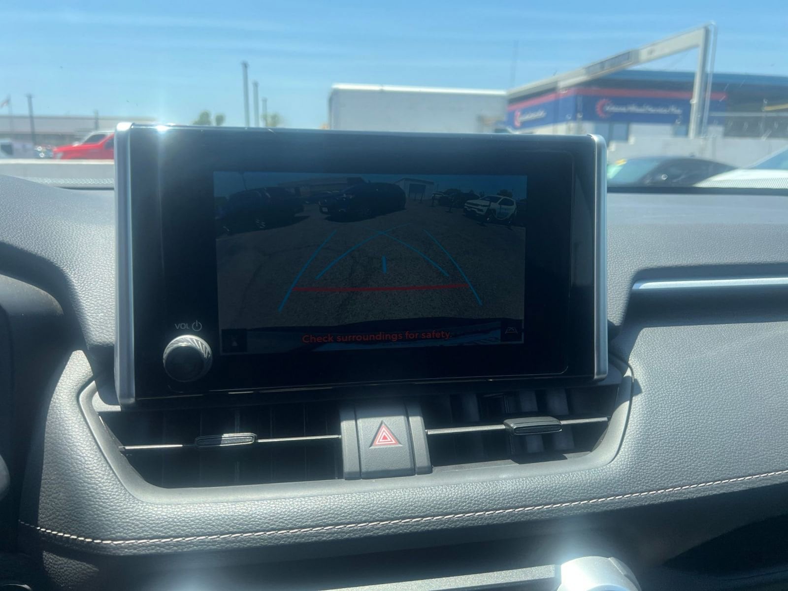 2024 Toyota RAV4 XLE 17