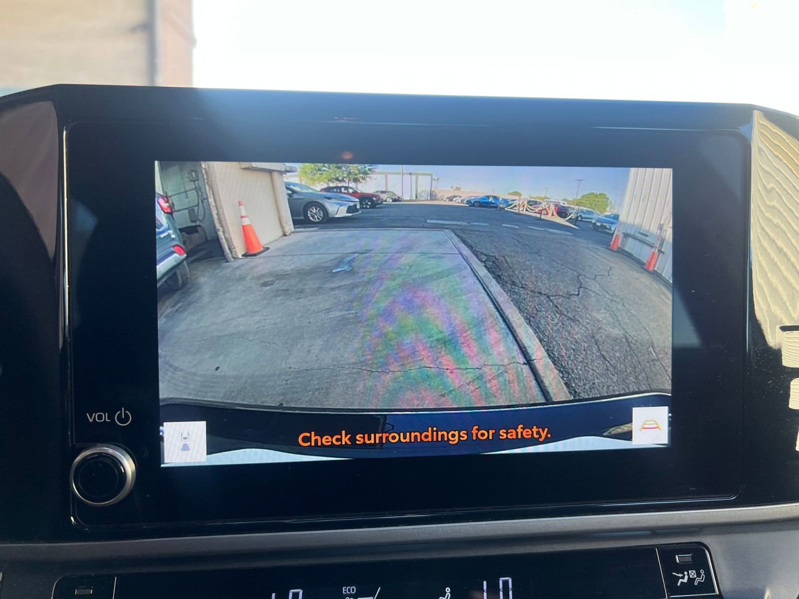 Thumbnail: 2025 Toyota Camry - 17