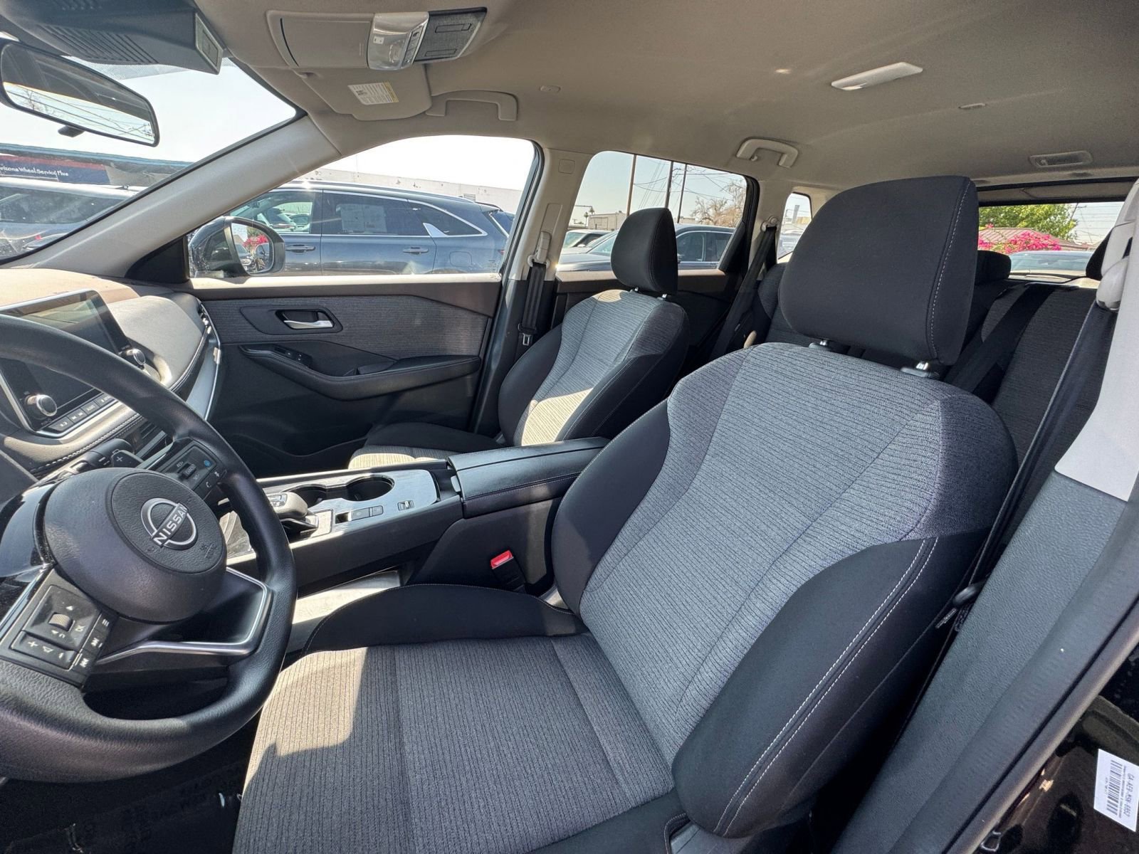 2023 Nissan Rogue SV 35