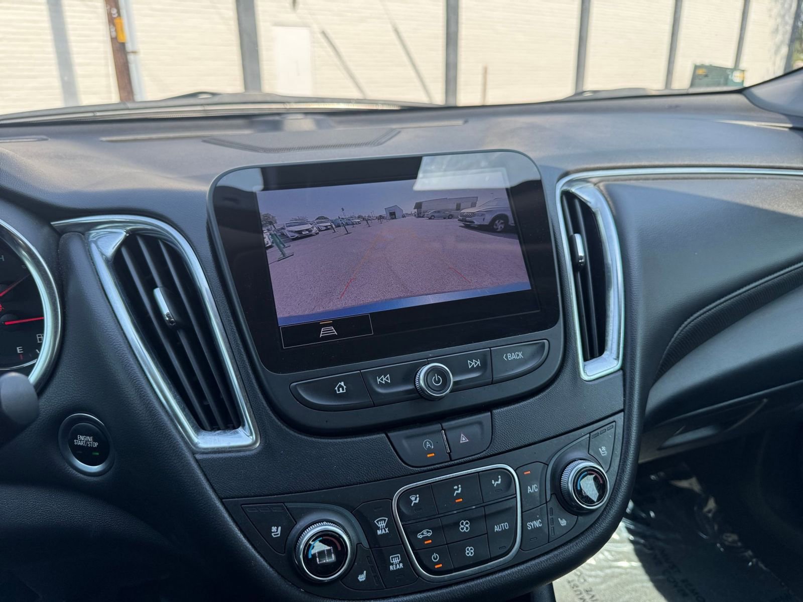 Thumbnail: 2024 Chevrolet Malibu - 17