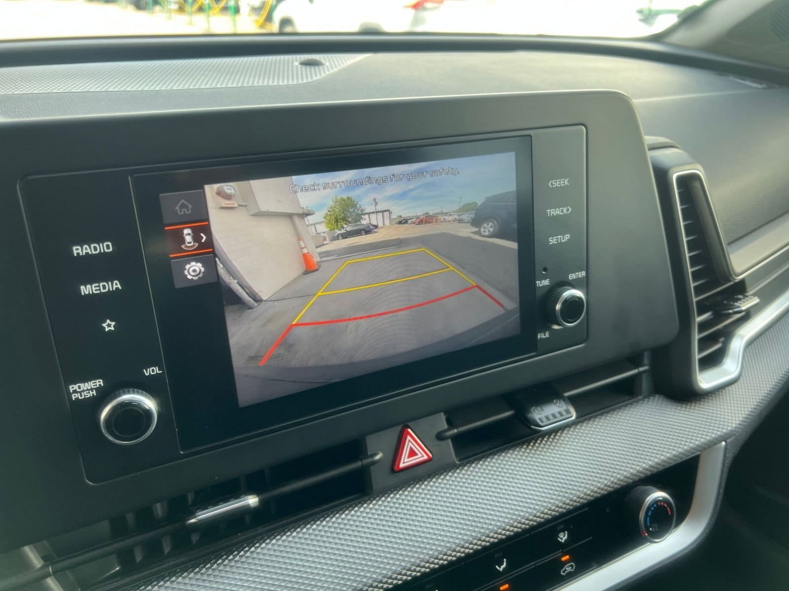 Thumbnail: 2025 Kia Sportage - 24