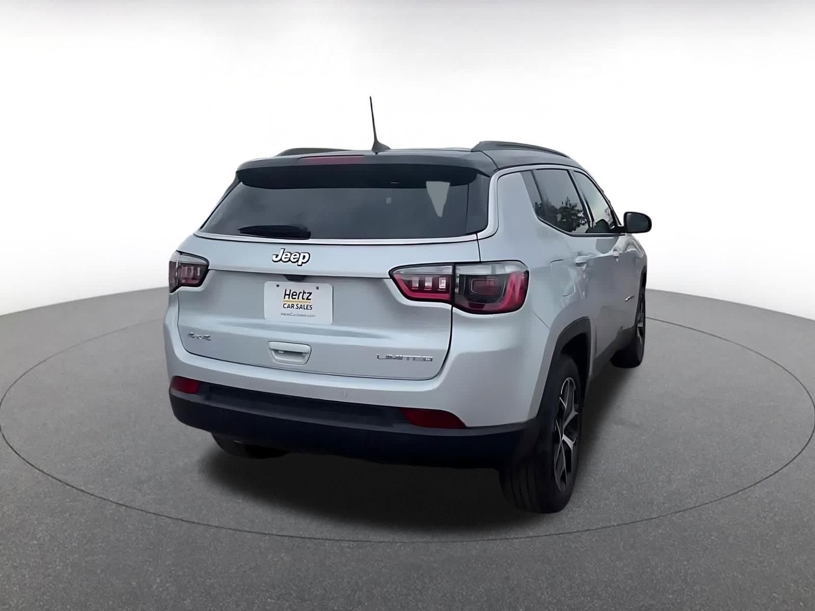 Thumbnail: 2025 Jeep Compass - 14