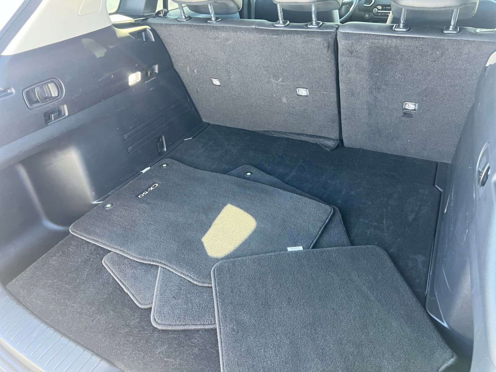 Thumbnail: 2025 Mazda CX-50 - 33