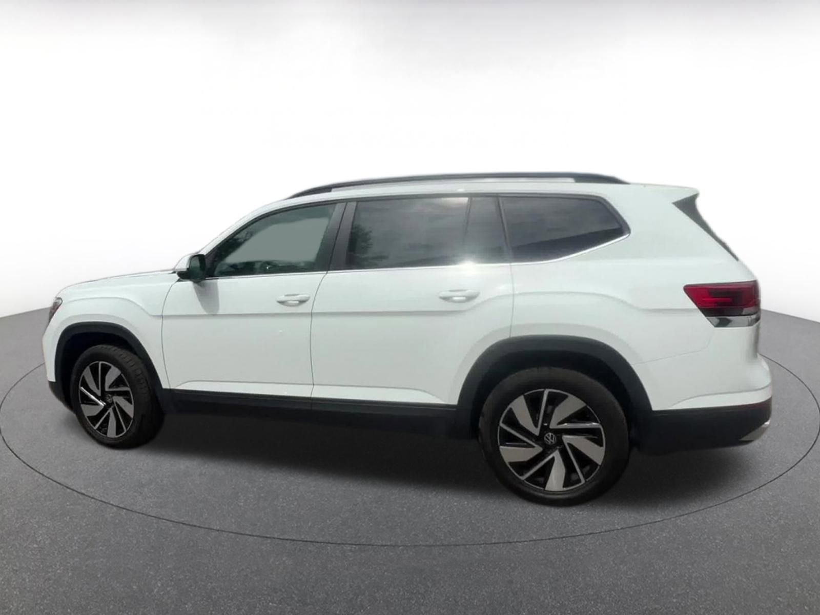 Thumbnail: 2024 Volkswagen Atlas - 9