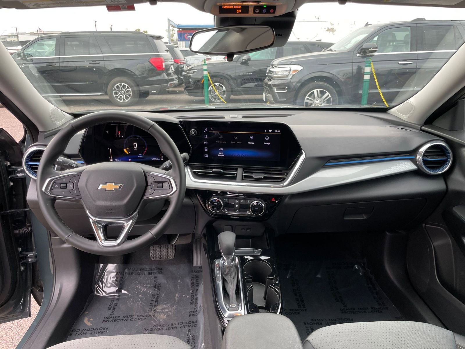 Thumbnail: 2025 Chevrolet Trax - 33