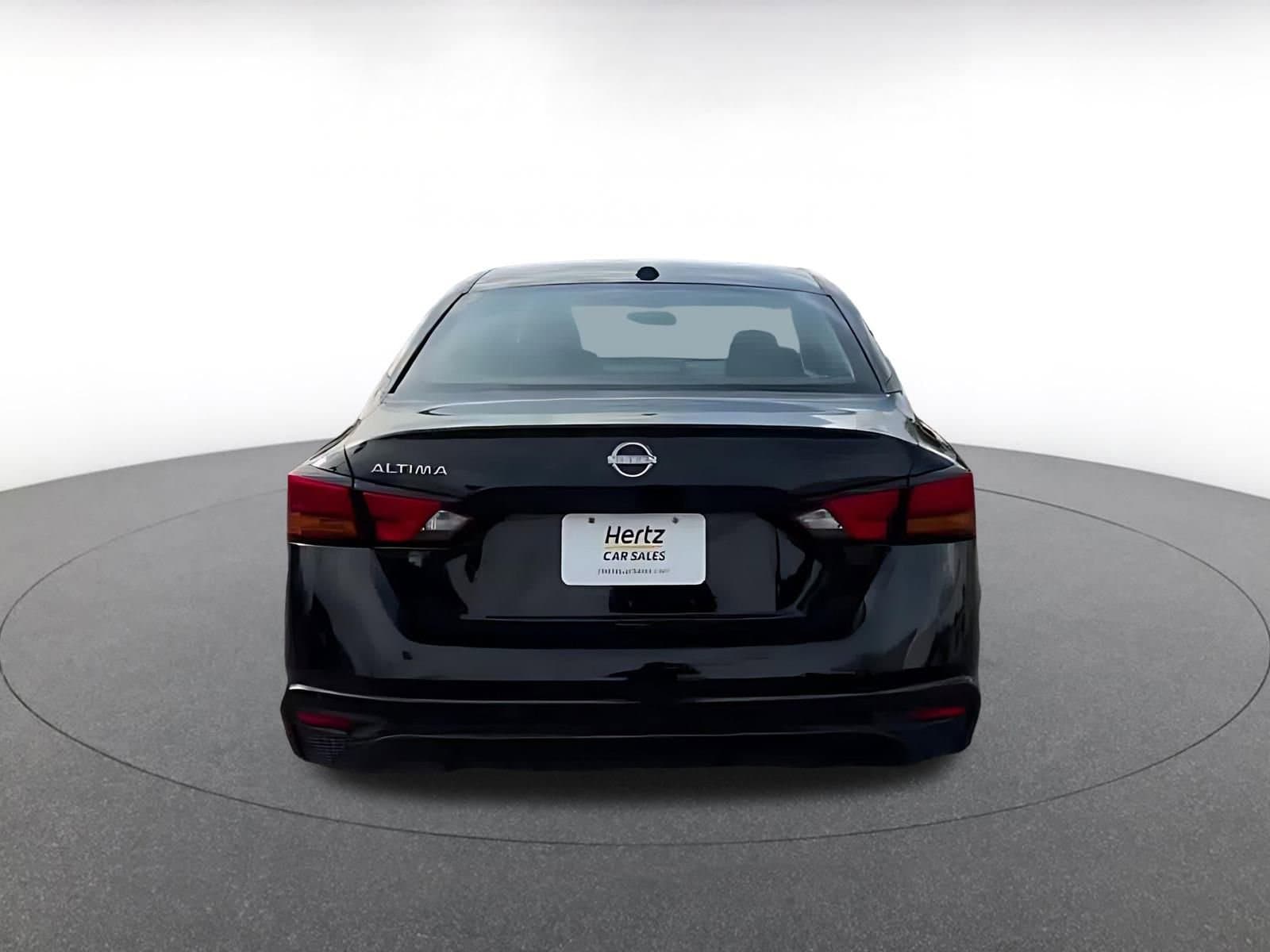 Thumbnail: 2025 Nissan Altima - 11