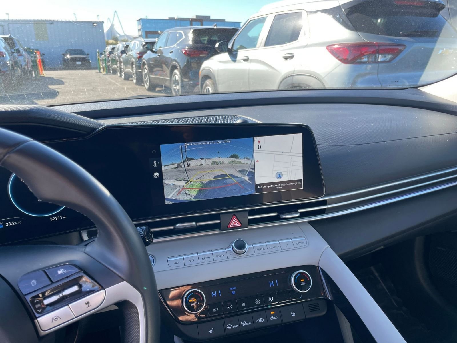 Thumbnail: 2025 Hyundai Elantra - 17