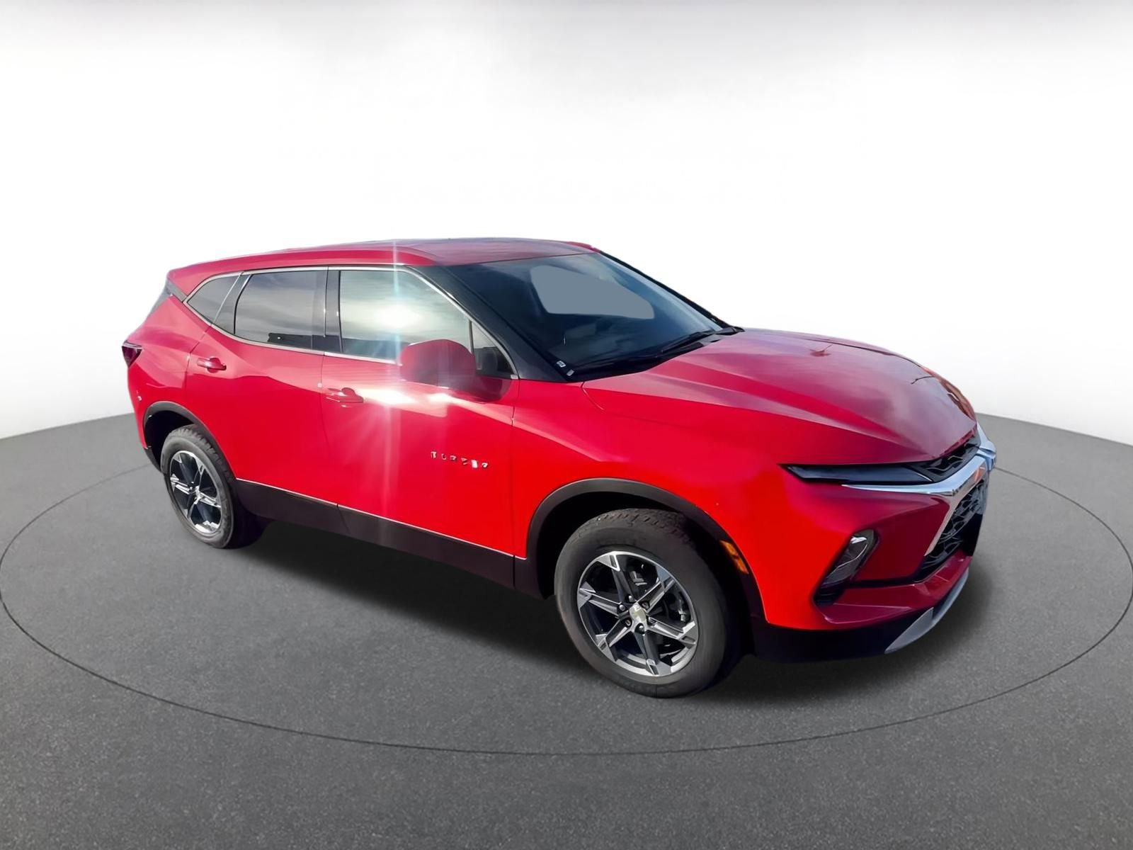 Thumbnail: 2025 Chevrolet Blazer - 2