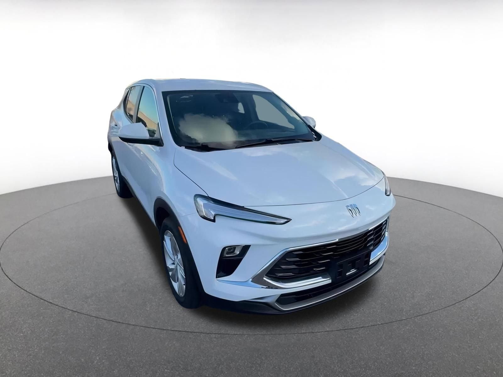 Thumbnail: 2025 Buick Encore GX - 3