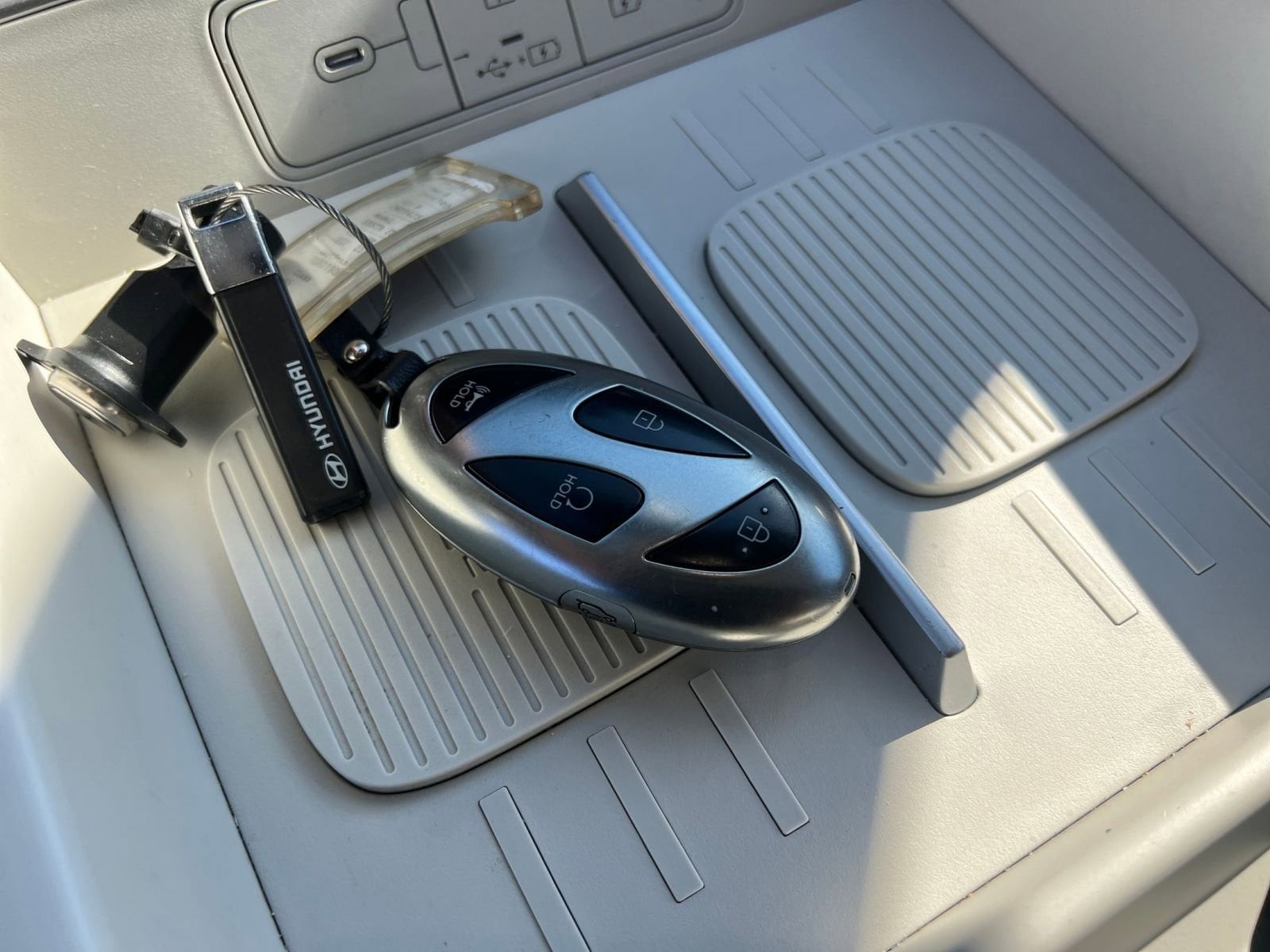 Thumbnail: 2025 Hyundai Santa Fe - 22