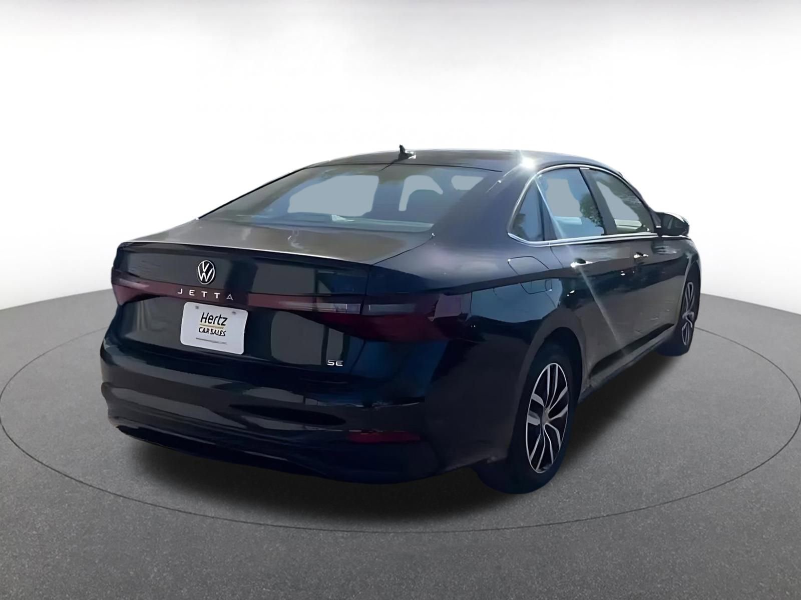 Thumbnail: 2025 Volkswagen Jetta - 12