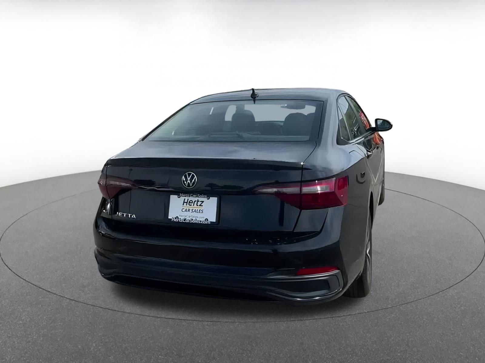 Thumbnail: 2024 Volkswagen Jetta - 13