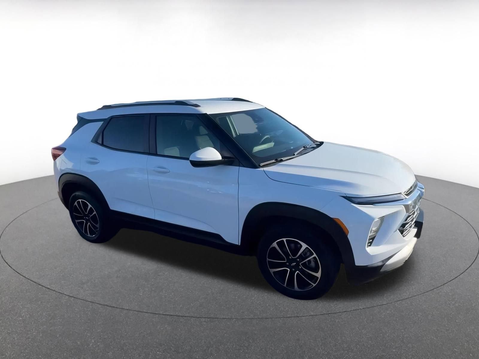 Thumbnail: 2025 Chevrolet TrailBlazer - 2