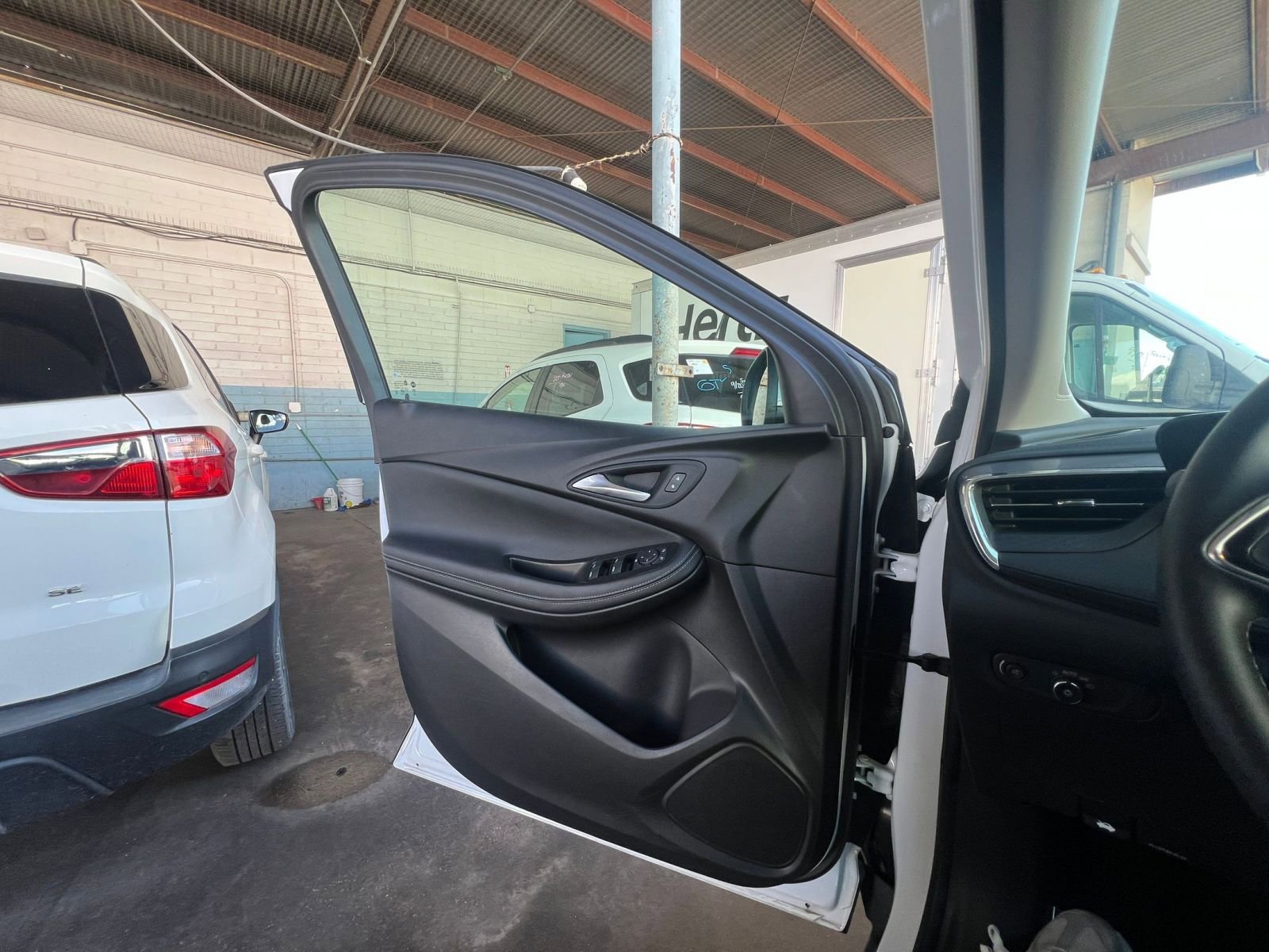 Thumbnail: 2025 Buick Encore GX - 20