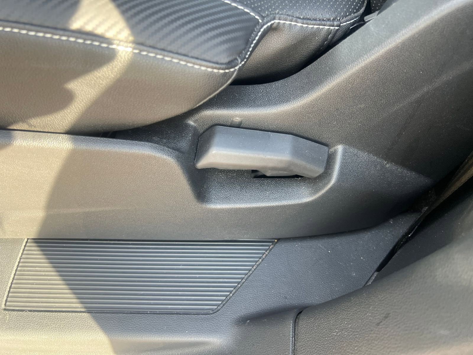 Thumbnail: 2025 Volkswagen Atlas - 23