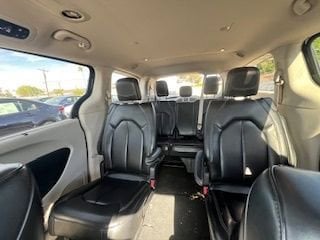 Thumbnail: 2023 Chrysler Pacifica - 17