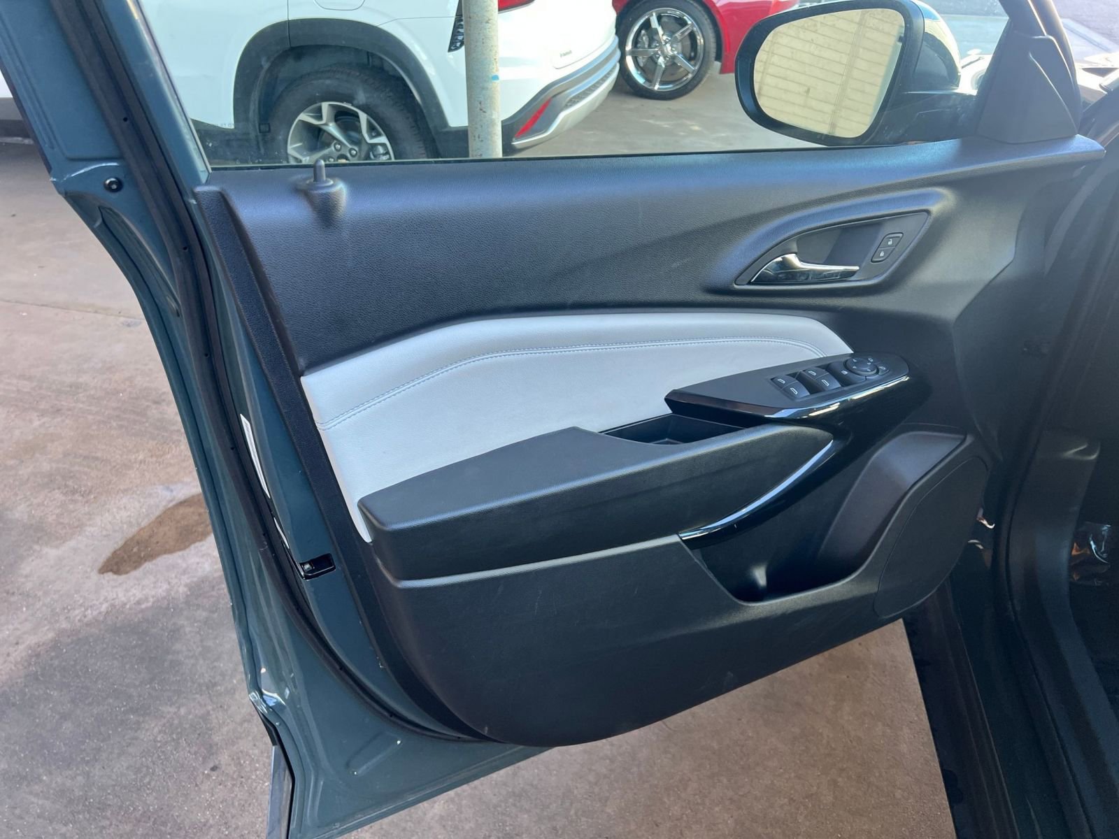 Thumbnail: 2025 Chevrolet Trax - 18