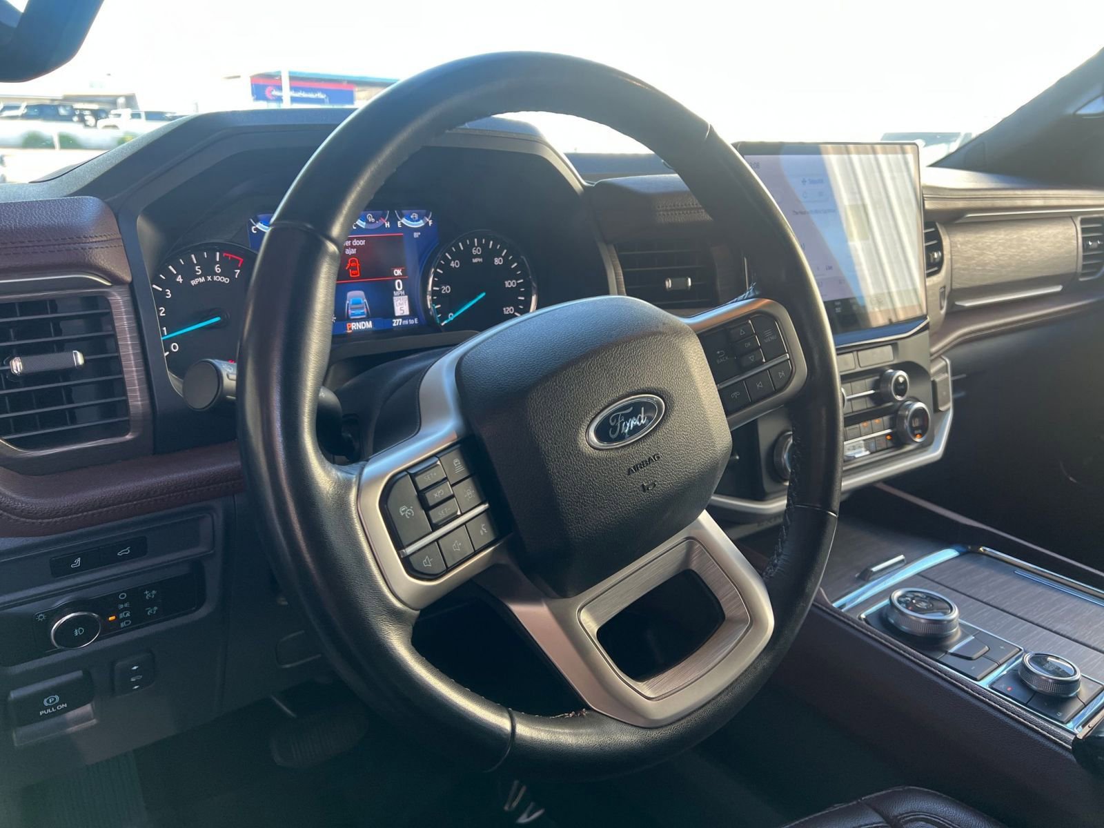 Thumbnail: 2024 Ford Expedition - 28