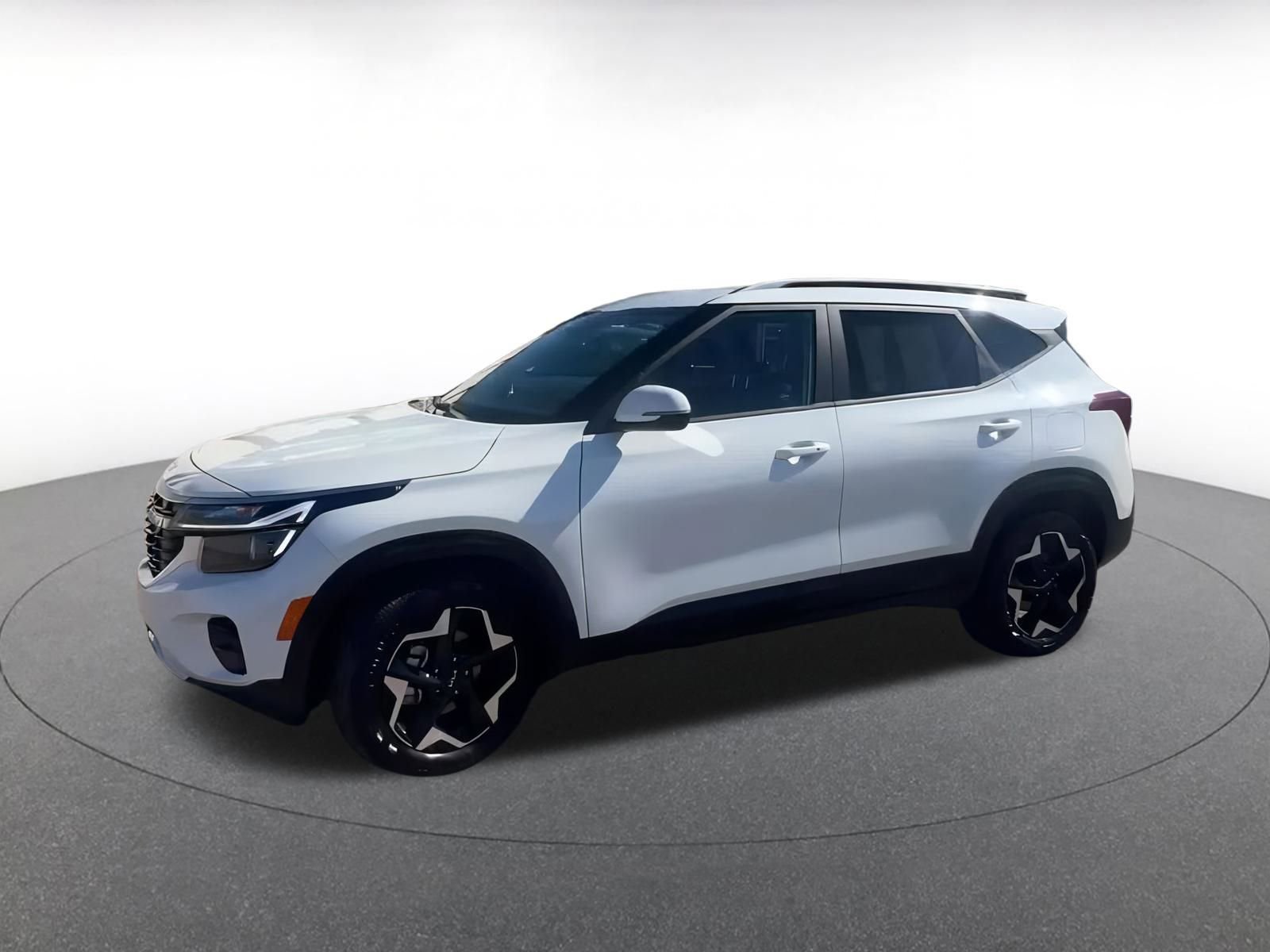 Thumbnail: 2025 Kia Seltos - 8