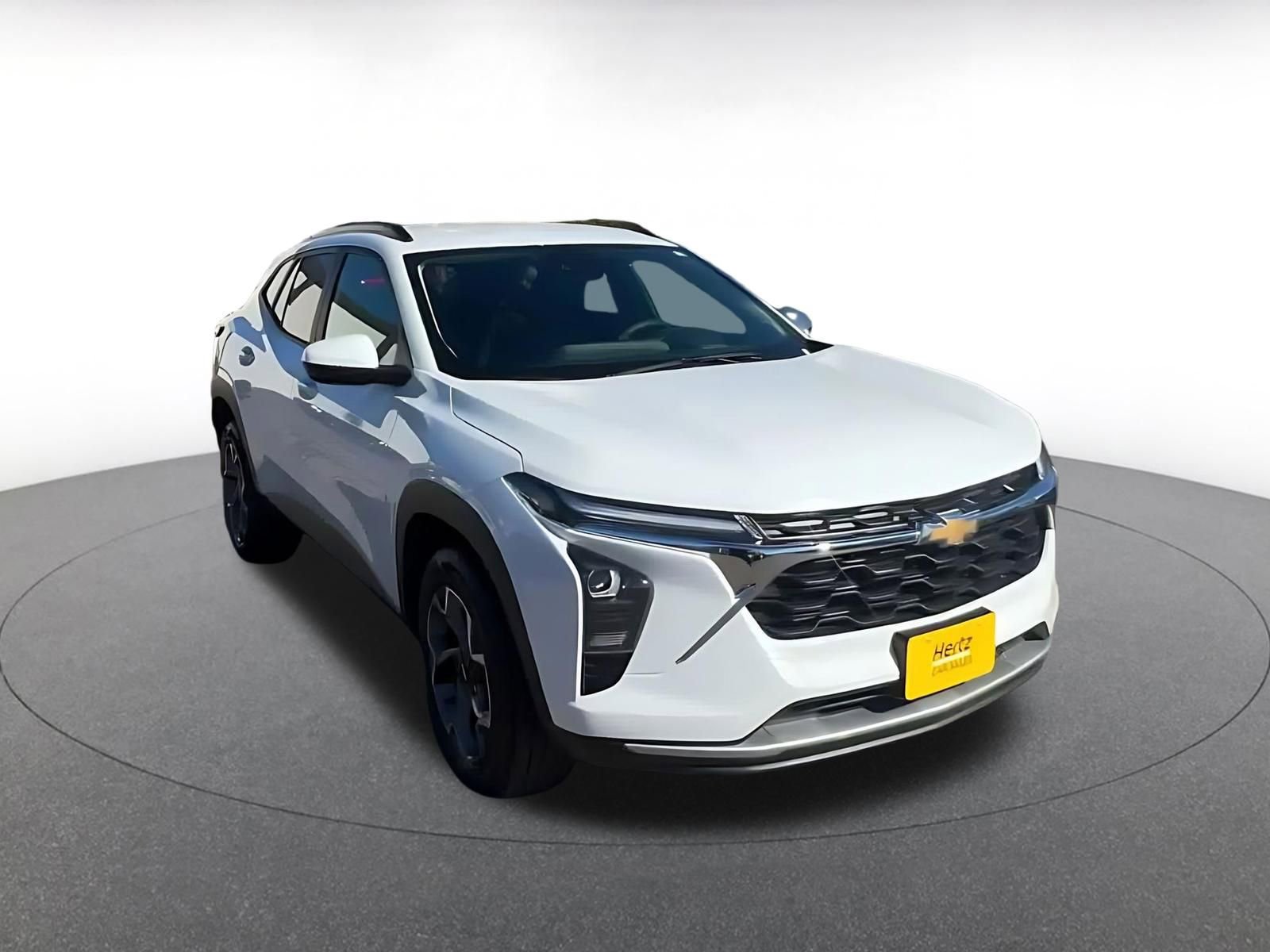 Thumbnail: 2025 Chevrolet Trax - 3